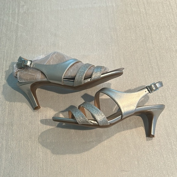 Naturalizer Women’s ‘Taimi’ Dress Sandals Heels Sparkly w/ Straps Size 9 New - Picture 6 of 15